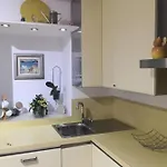 Daire Private Oasis-villa Sandina Split