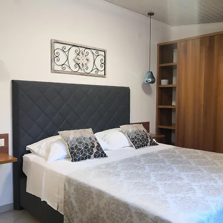 Апартаменты Private Oasis-villa Sandina *