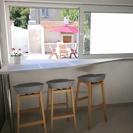 Apartment Private Oasis-villa Sandina