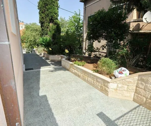 Private Oasis-villa Sandina Apartment *